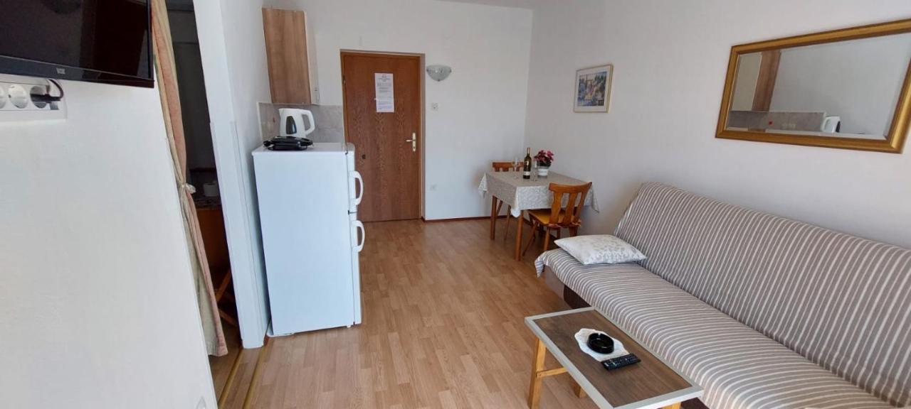Milijana Apartments Rab Rab Town Extérieur photo